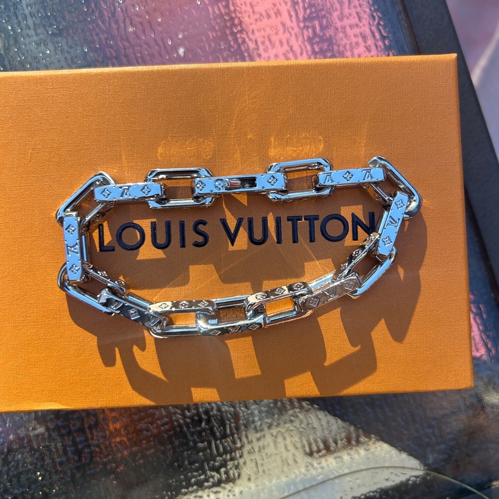 Louis Vuitton Metallic Silver Bracelet